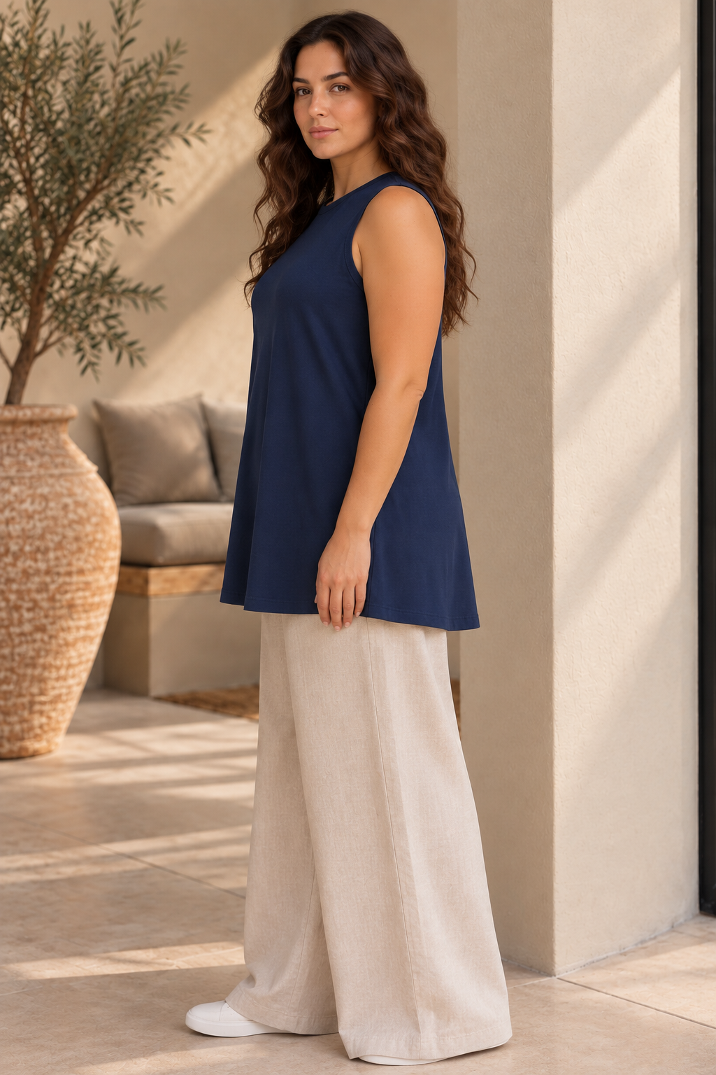 Essential Sleeveless Plus Size Tunic