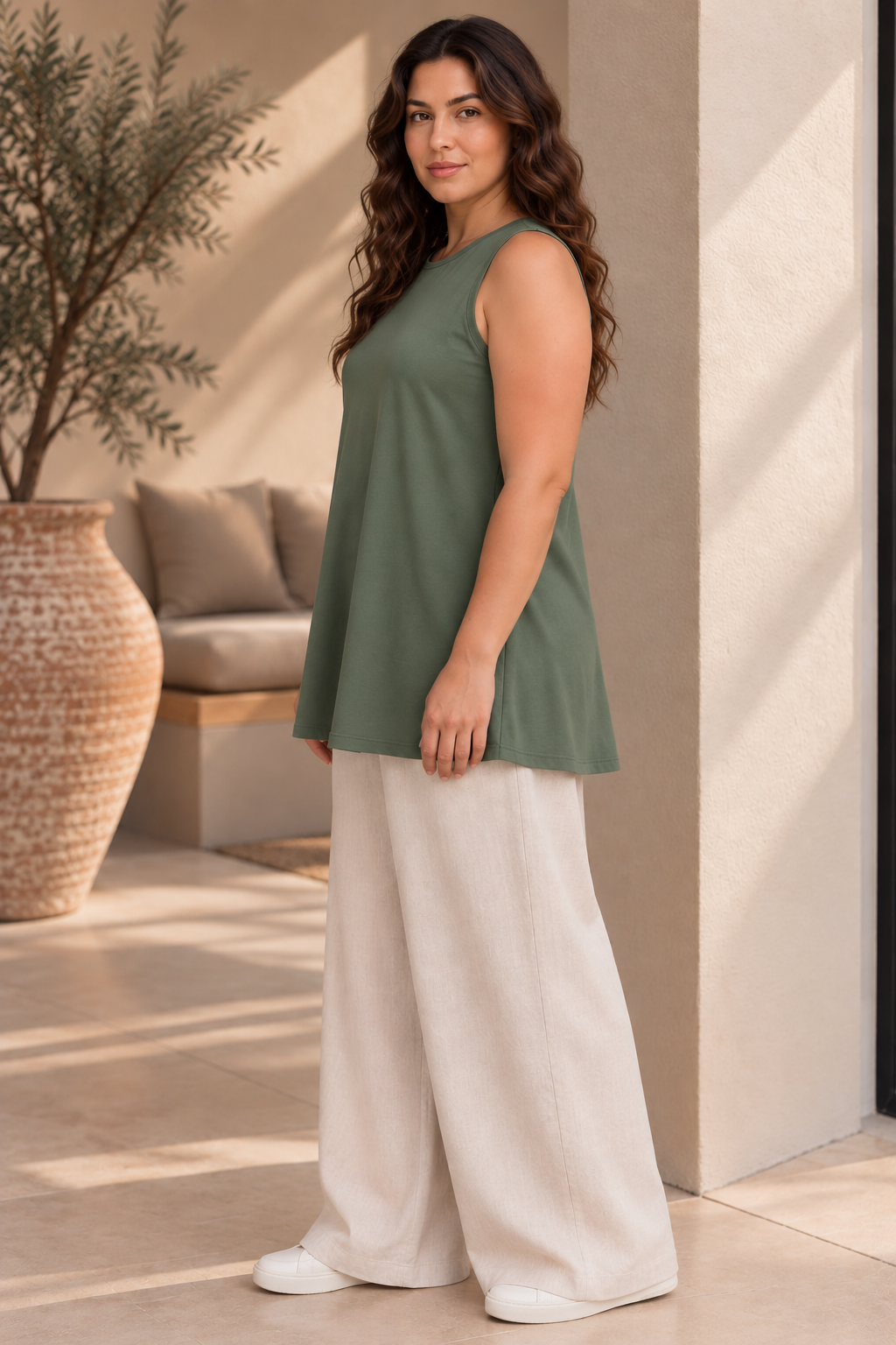 Essential Sleeveless Plus Size Tunic